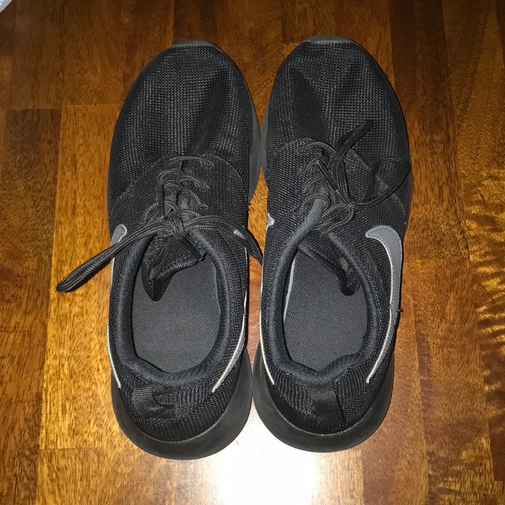 All black roshis
